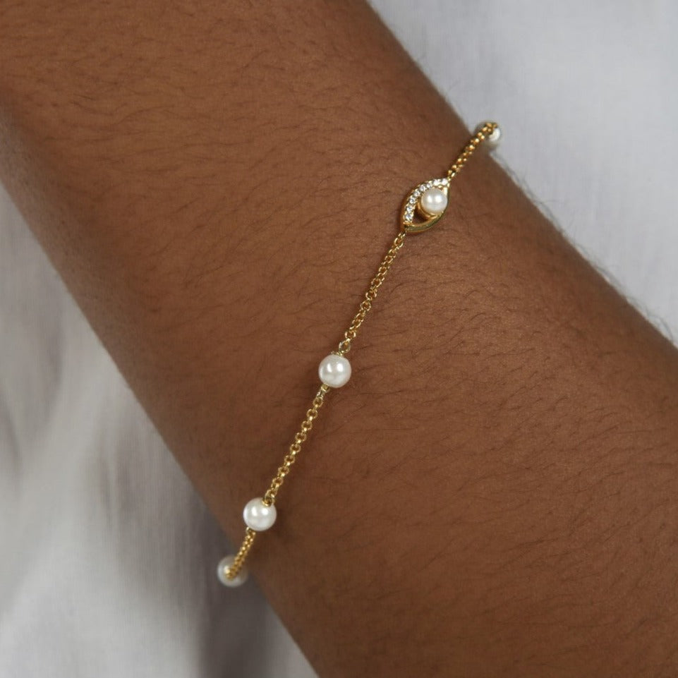 Foxy Freshwater Cultured Baroque Pearl Bracelet 18ct Gold on Sterling Silver