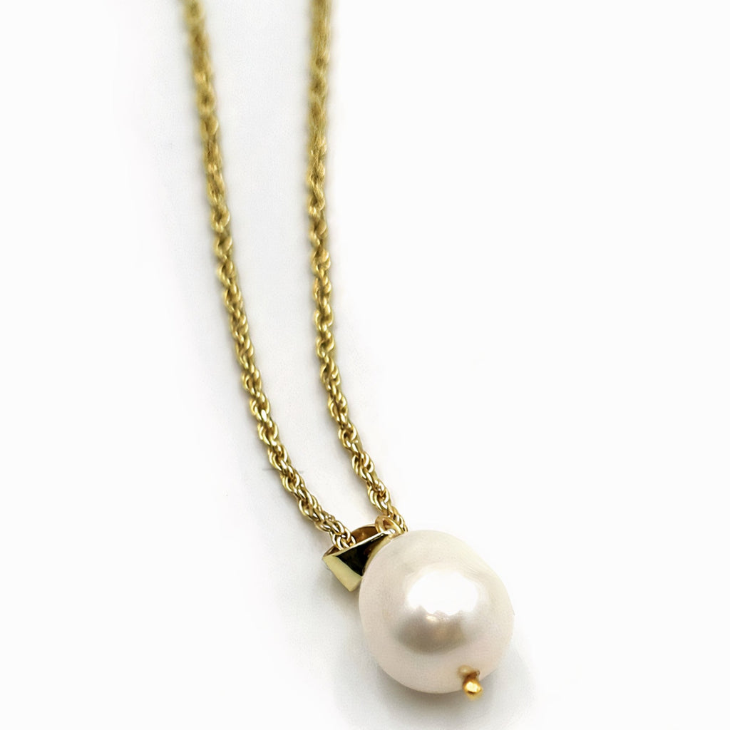 Power Pearl Fresh Water Cultured Baroque Pearl Drop Pendant Necklace 14ct Gold on Sterling Silver with rope chain